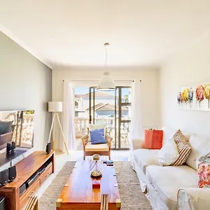  Apartment Bougain